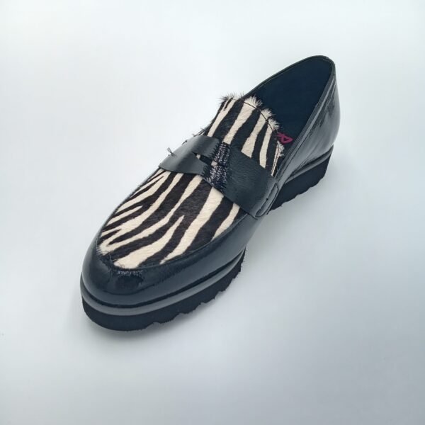 Mocassins zèbre femme Rosewood Susi avant gauche pointure 35