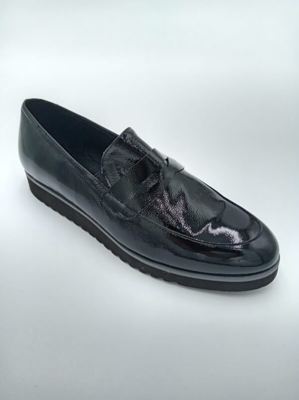 Mocassins vernis noir femme Rosewood Susi pointure 41