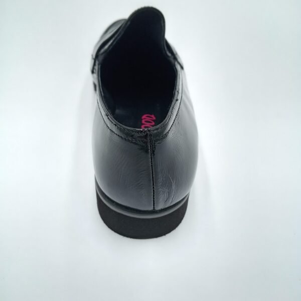 Mocassins Rosewood Susi vernis noir vue arrière