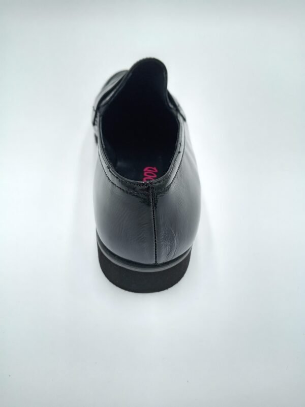 Mocassins Rosewood Susi vernis noir vue arrière