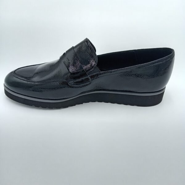 Mocassins vernis noir femme Rosewood Susi vue de profil oppposé