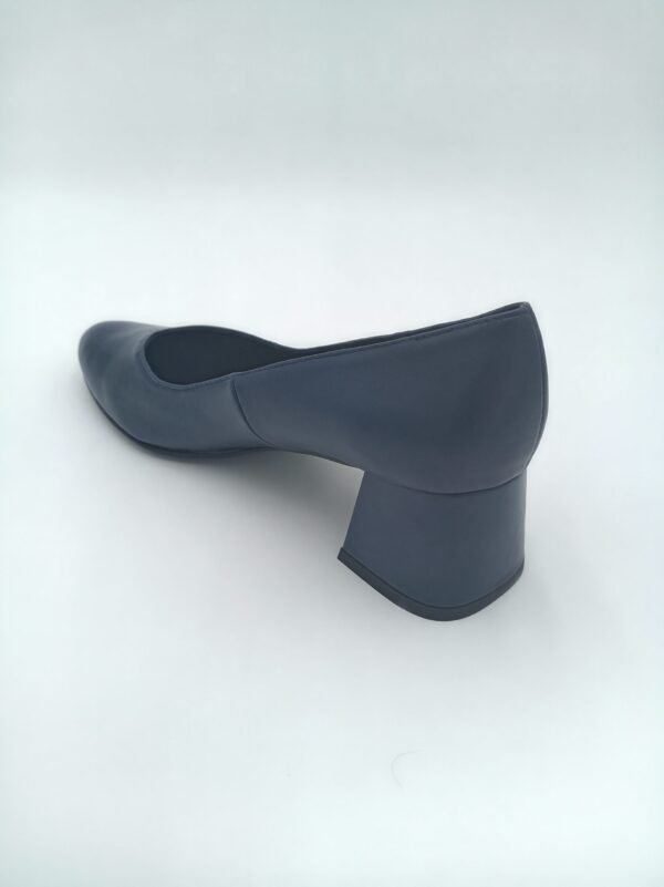 Arrière escarpins Rosewood Olivia bleu marine à talon large