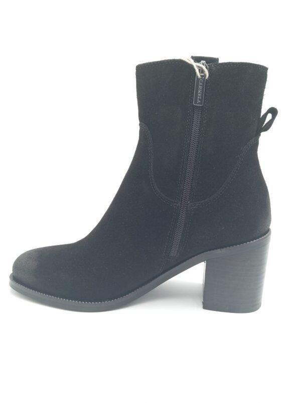 Bottines daim noir femme Carmela BN.SERR talon 7,5 cm profil opposé