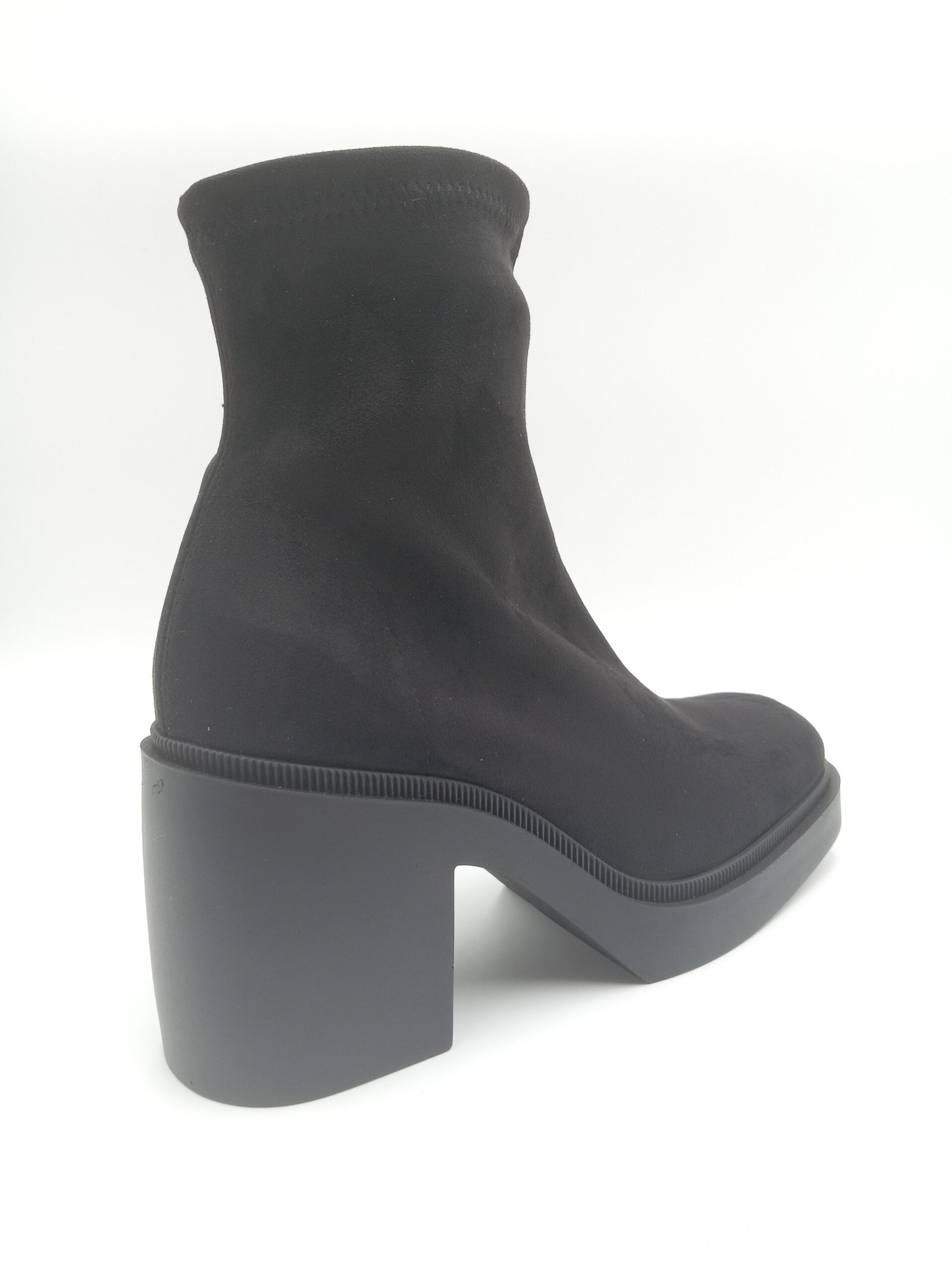 Bottines noires femme à talon Miss Elastic pointure 40 arriere droit