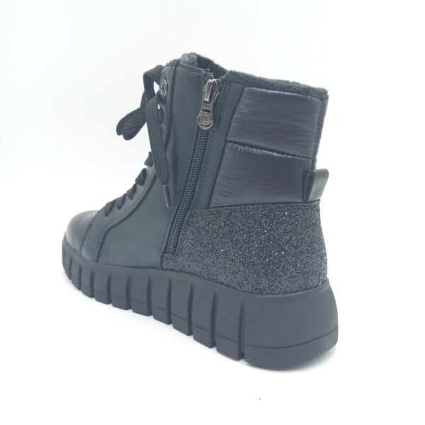 Bottines noires fourrées femme Tom Tailor pointure 39 arrière gauche
