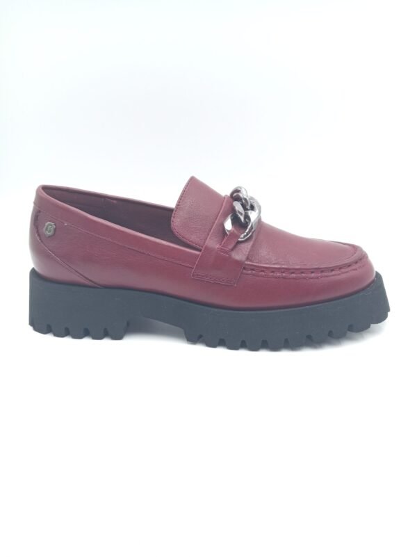 Mocassins cuir bordeaux femme Carmela avec chaîne métallique pointure 39 profil