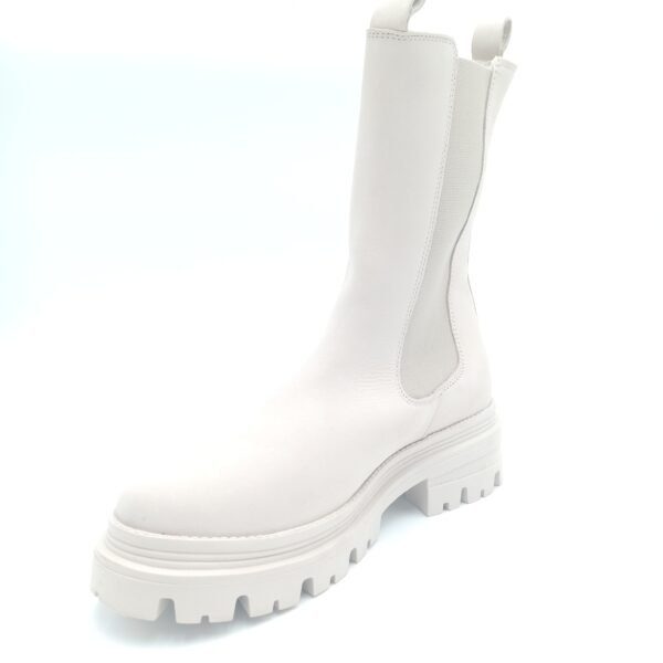 Bottines nubuck beige femme Tamaris pointure 40 avant gauche
