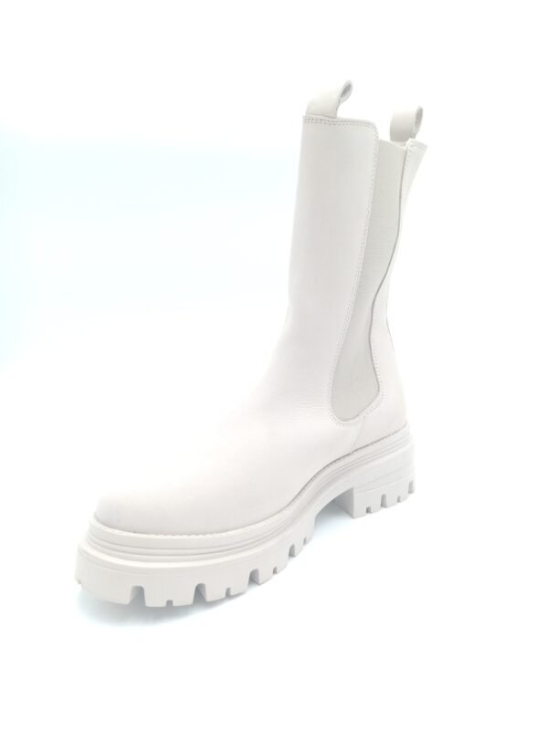 Bottines nubuck beige femme Tamaris pointure 40 avant gauche