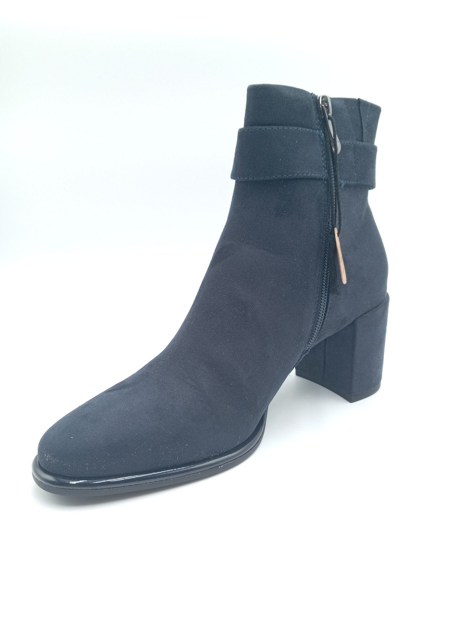 Bottines noires à talon femme Marco Tozzi pointures 38 et 40 avant gauche