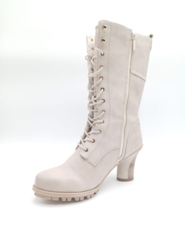 Bottes beige fourrées femme Mustang pointure 40 avant gauche