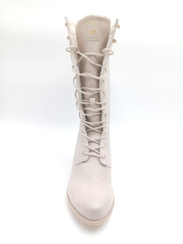 Bottes beige fourrées femme Mustang pointure 40 dessus