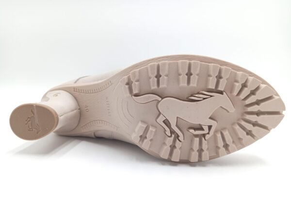 Bottes beige fourrées femme Mustang pointure 40 semelle